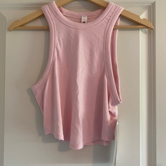 lululemon athletica Tops - Lululemon Hold Tight Cropped Tank Top Size 8 Flush Pink NWT